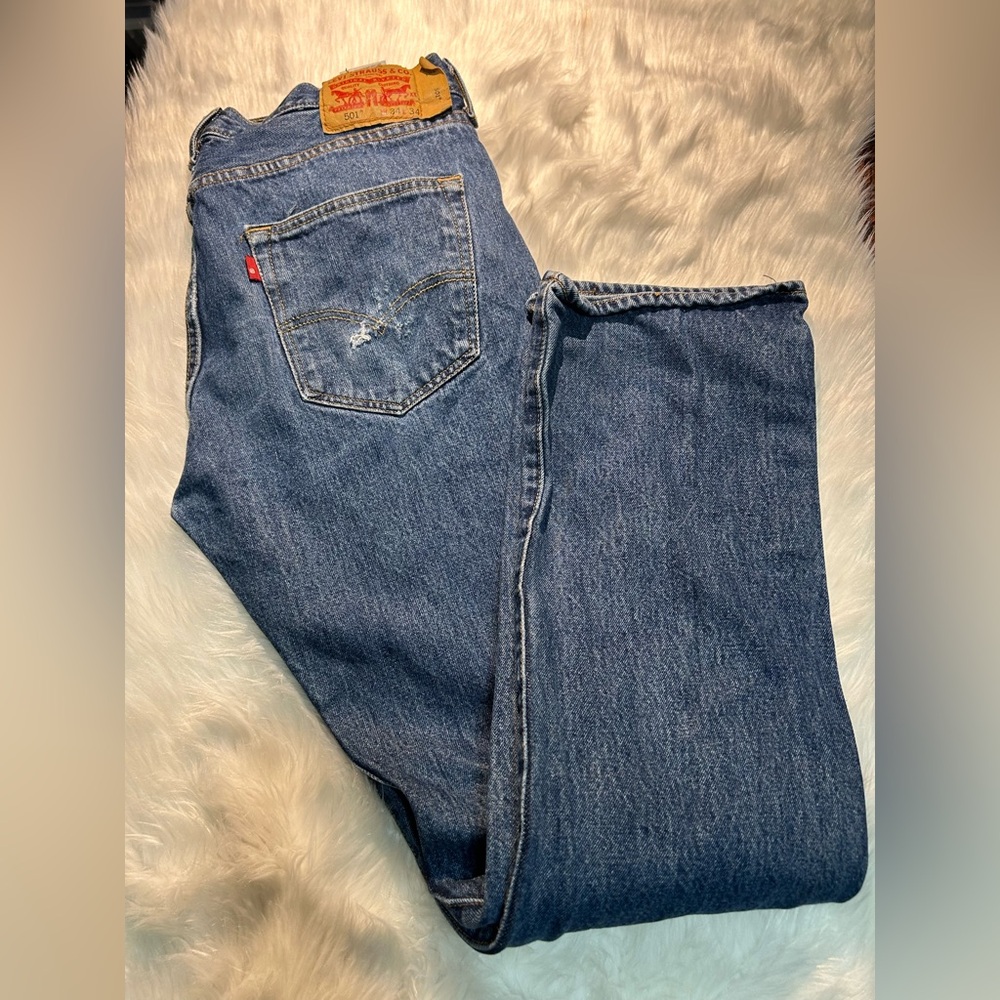 Levi’s 501 Blue Denim Jeans Classic Straight Leg Button Fly Men’s W34 L34